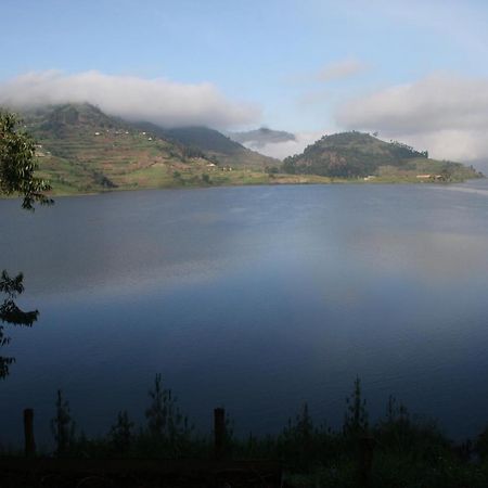 Amasiko Homestay Lake Bunyonyi Kabale ภายนอก รูปภาพ