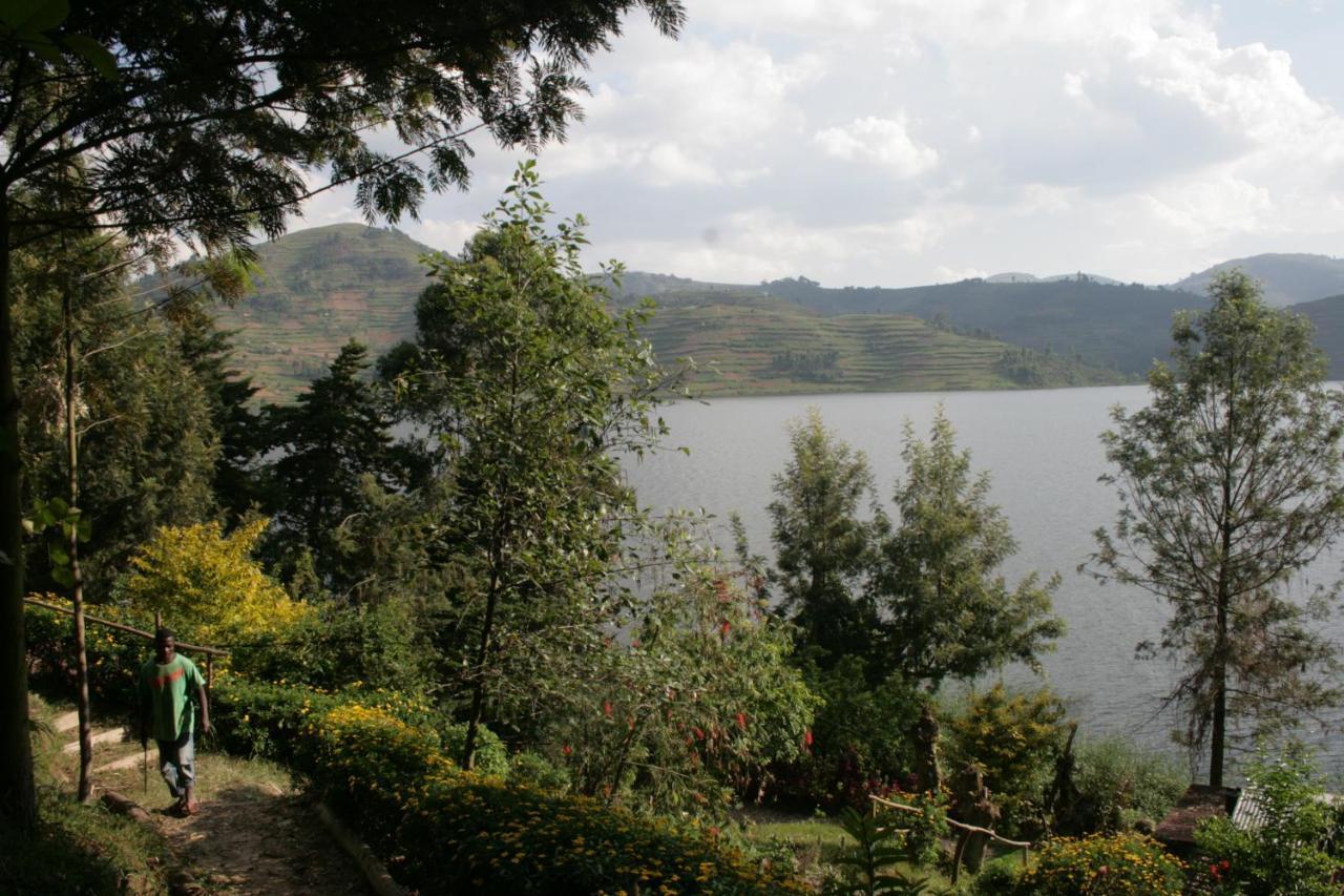 Amasiko Homestay Lake Bunyonyi Kabale ภายนอก รูปภาพ