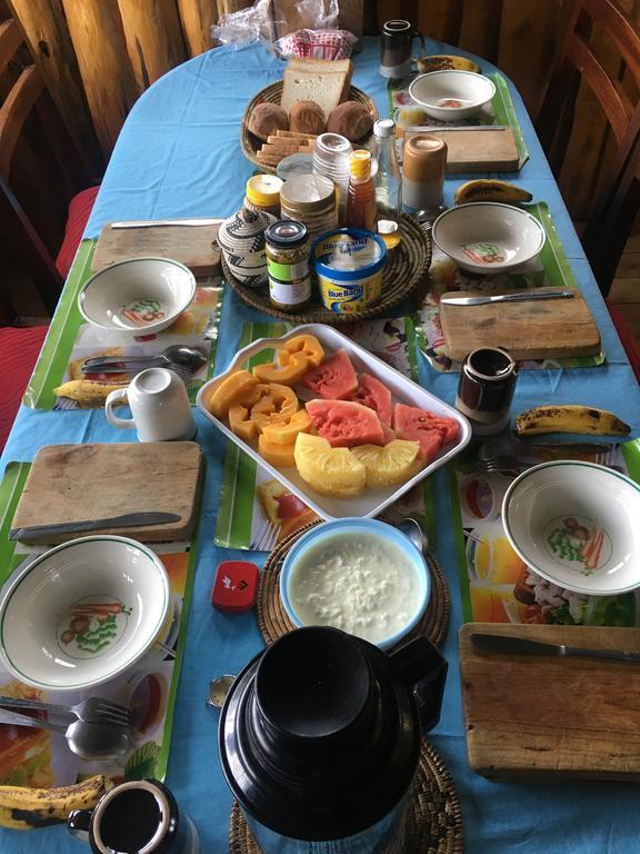 Amasiko Homestay Lake Bunyonyi Kabale ภายนอก รูปภาพ